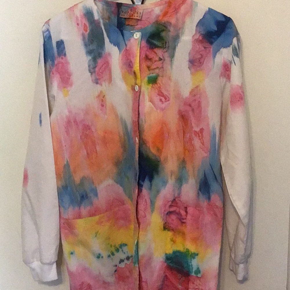 Tie-dye scrub jacket